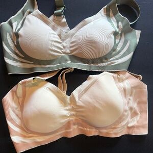 Two 36 or 38 D bras